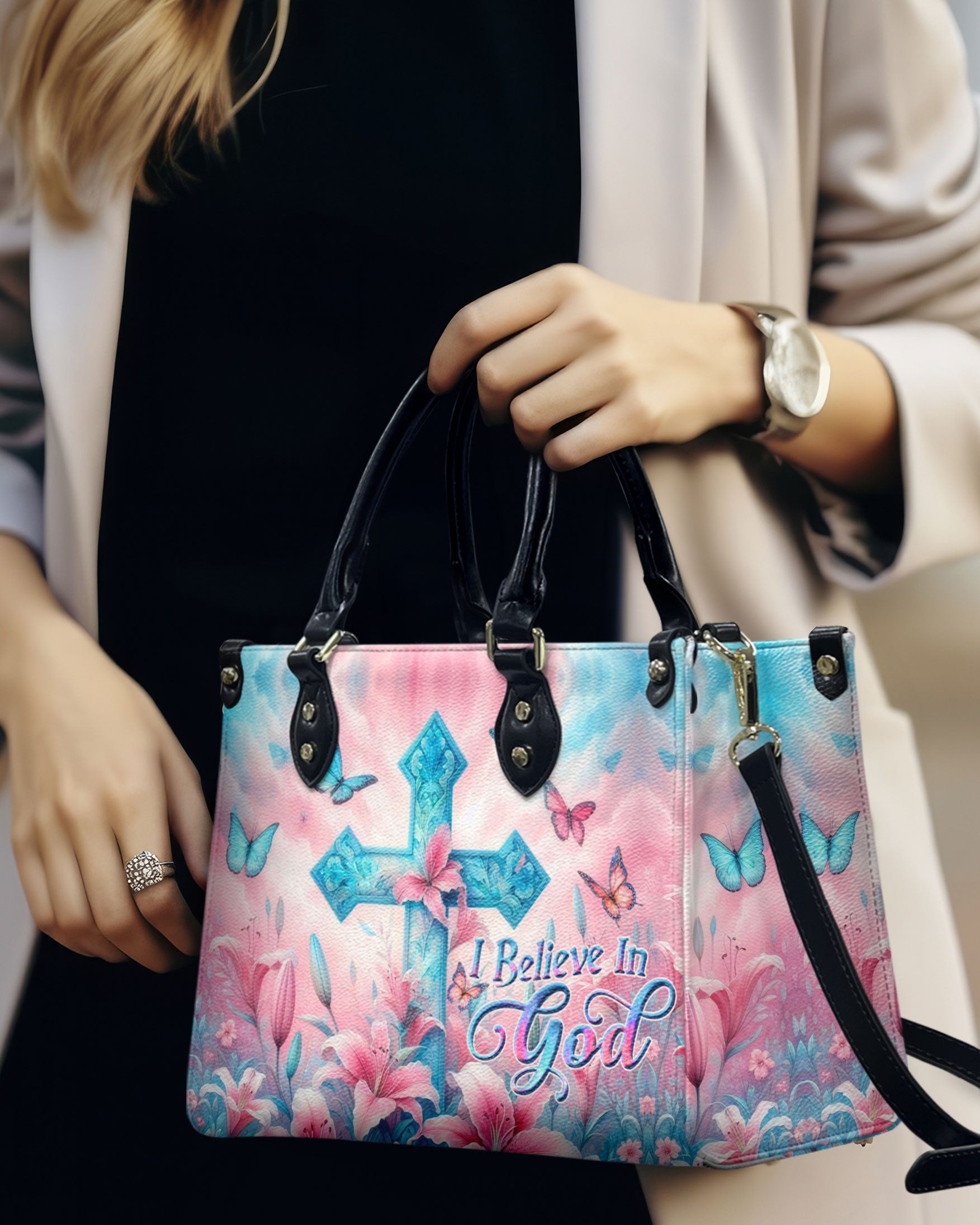 I Believe In God Leather Handbag - Yhdu3105242