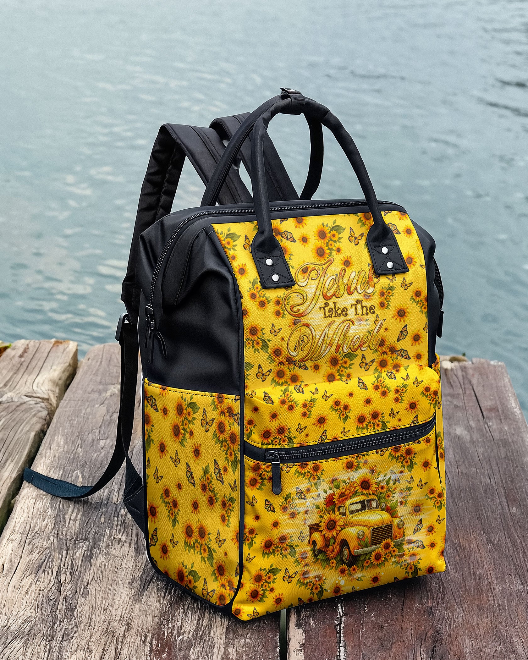 Type_Duckbilled Backpack