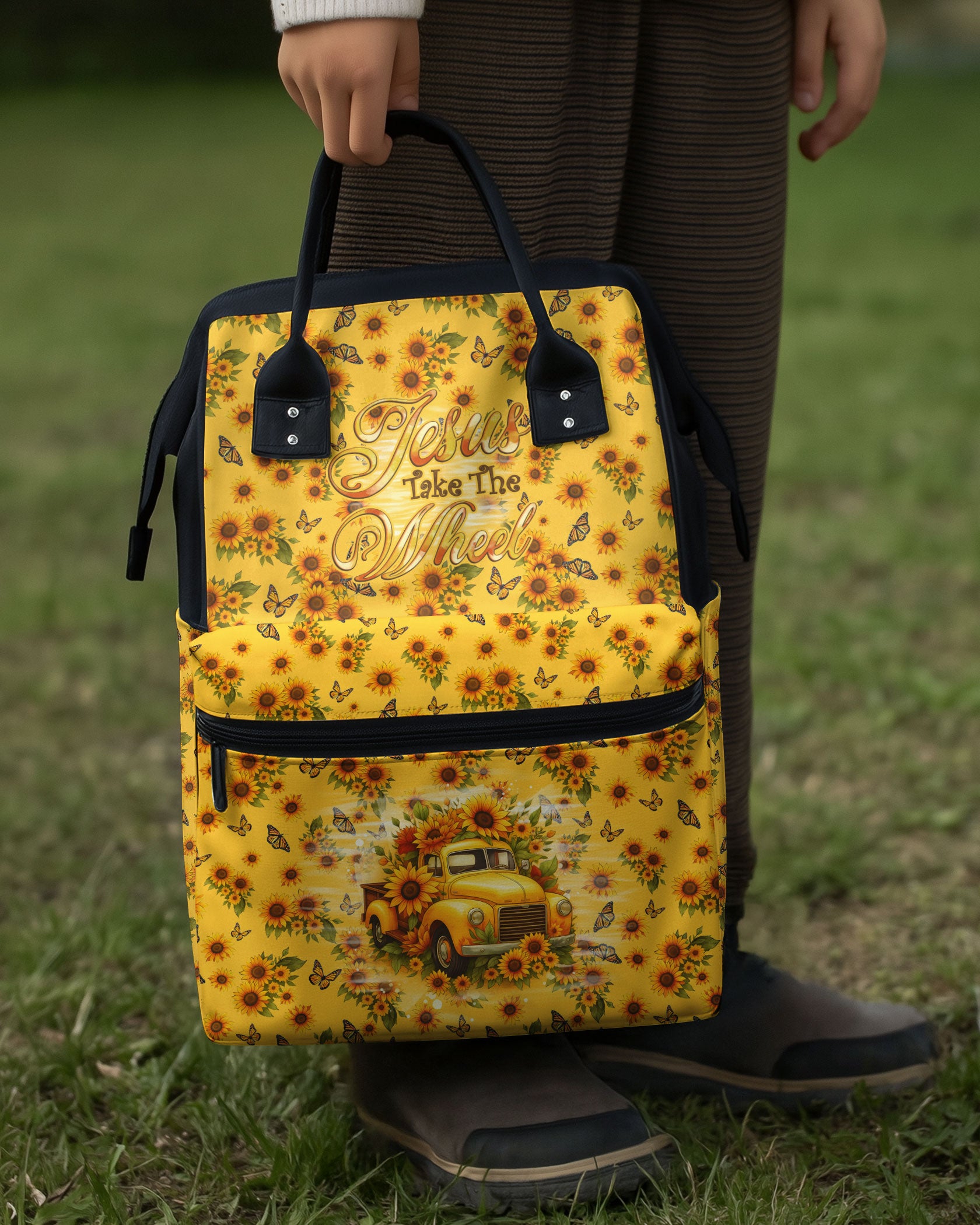 Type_Duckbilled Backpack