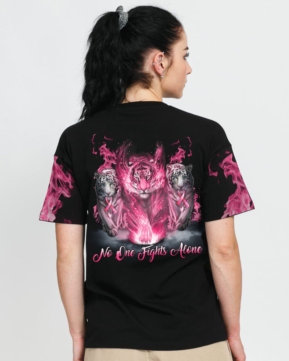 No One Fights Alone Tiger Women's Breast Cancer Awareness Tshirt